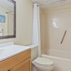 Sea Mark Non Oceanfront 3 Bedroom 2 Bathroom Condo Image: 