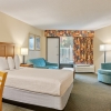 Caravelle Tower Ocean View 2 Room Suite (2 Queens) Image: 