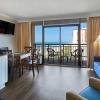 Caravelle Resort Ocean View Suite - King Image: 