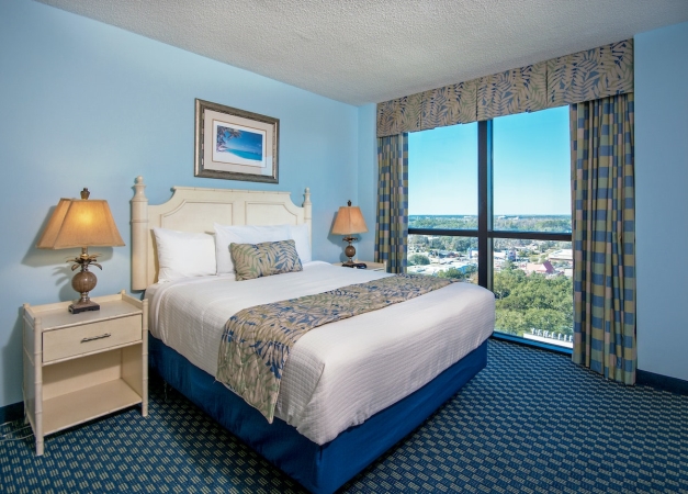Caribbean Resort - 3 Bedroom Oceanfront Angle Condo