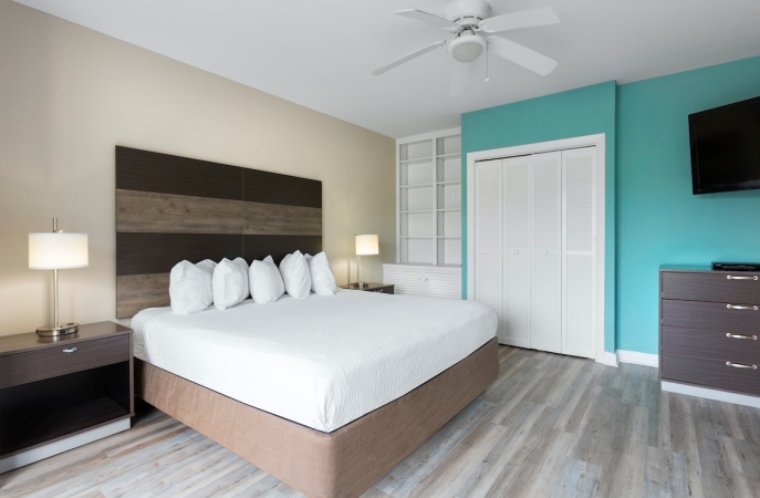 Caribbean Resort - 2 Room Deluxe Ocean View Jamaican Condo