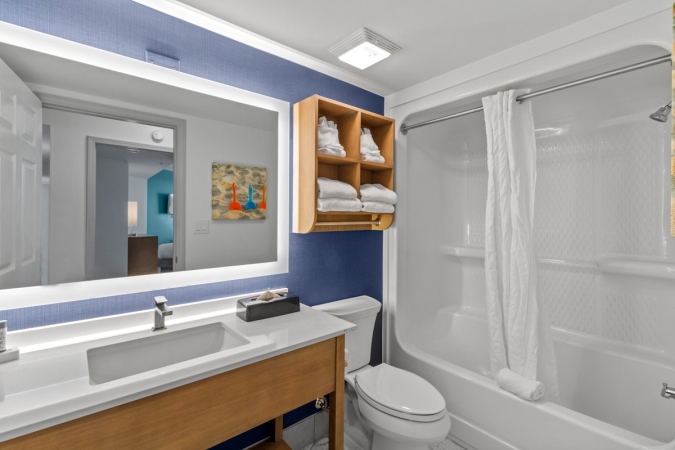 Caribbean Resort - 4 Bedroom Oceanfront Deluxe Condo