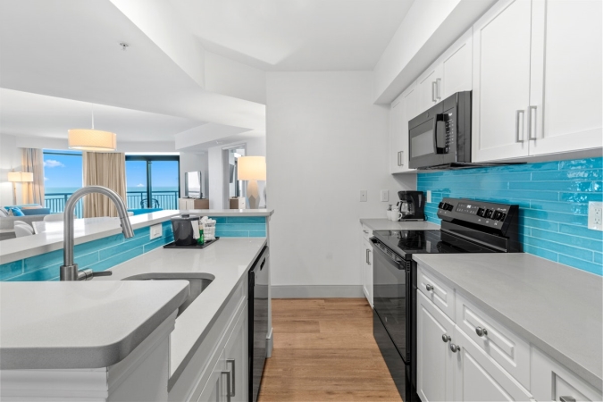 Caribbean Resort - 4 Bedroom Oceanfront Deluxe Condo