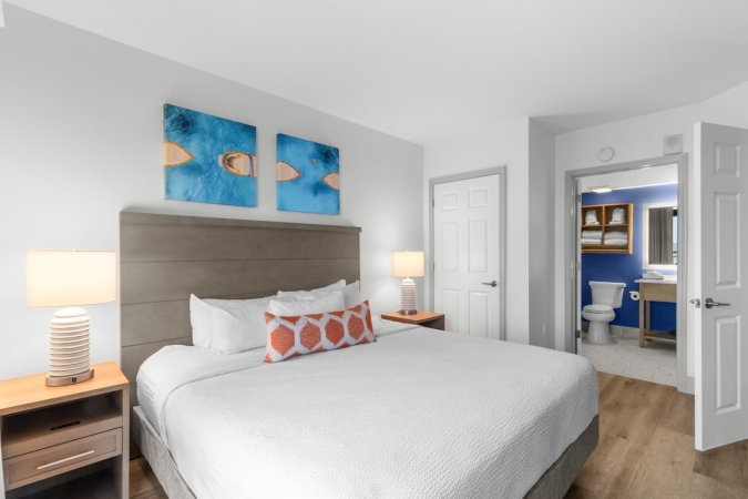 Caribbean Resort - 3 Bedroom Oceanfront Deluxe Condo