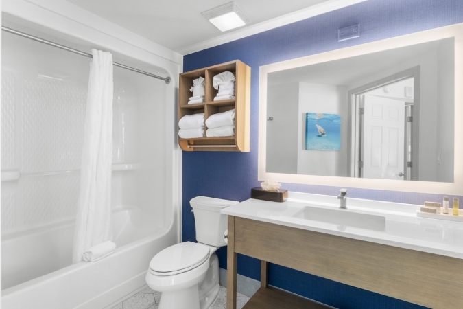 Caribbean Resort - 3 Bedroom Oceanfront Deluxe Corner Condo