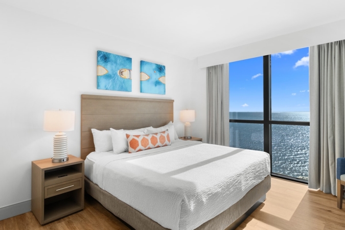 Caribbean Resort - 3 Bedroom Oceanfront Deluxe Corner Condo