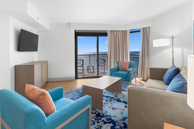 Caribbean Resort - 3 Bedroom Oceanfront Deluxe Corner Condo