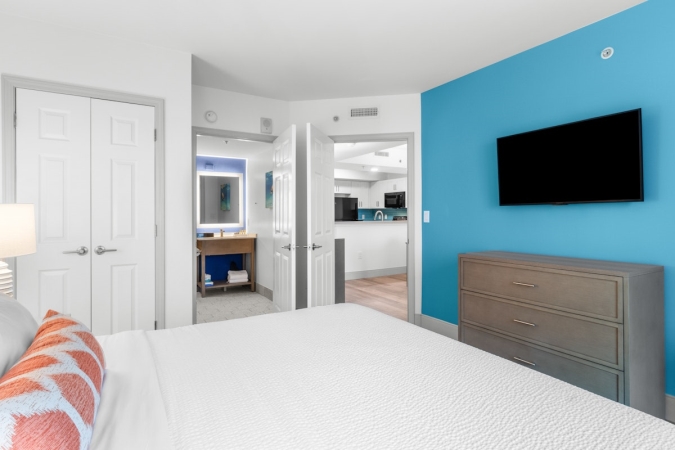Caribbean Resort - 2 Bedroom Oceanfront Deluxe Condo