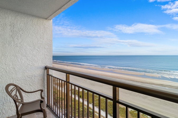 Caribbean Resort - 1 Bedroom Oceanfront Deluxe King Suite