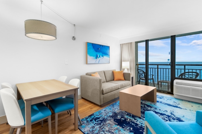 Caribbean Resort - 1 Bedroom Oceanfront Deluxe Queen Suite