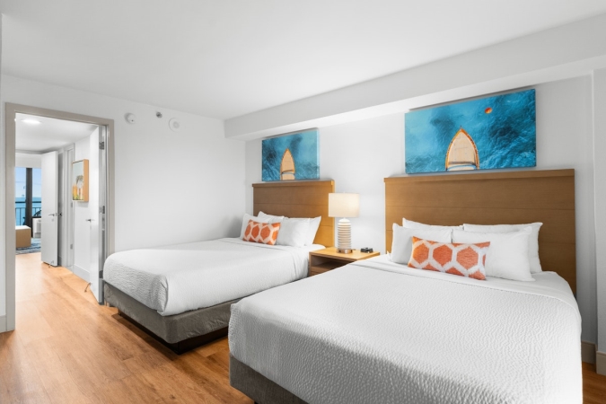 Caribbean Resort - 1 Bedroom Oceanfront Deluxe Queen Suite